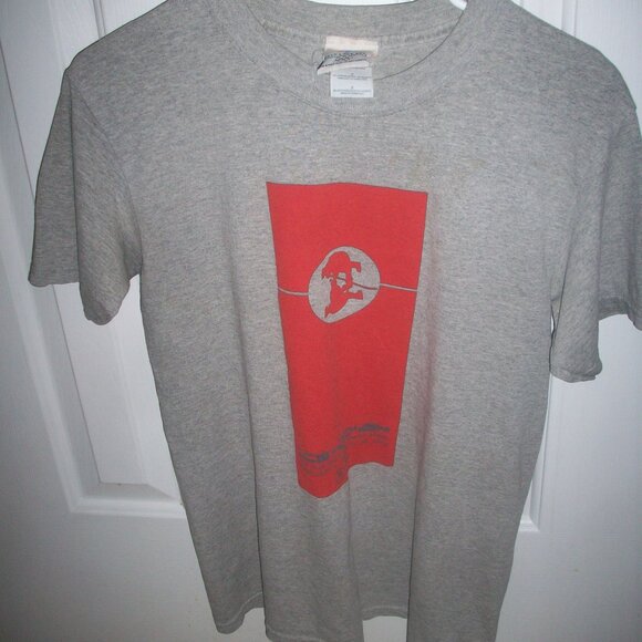 2002 Olympics Gray T-Shirt Red Salt Lake Logo Y2K Official Tag Winter Games SM - Picture 1 of 12
